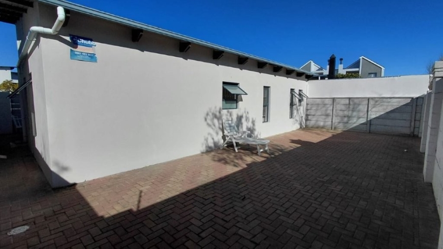 3 Bedroom Property for Sale in Burgundy Estate Western Cape